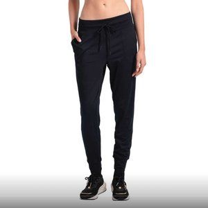 ✨Lolë Half Moon Pants Black Size Small